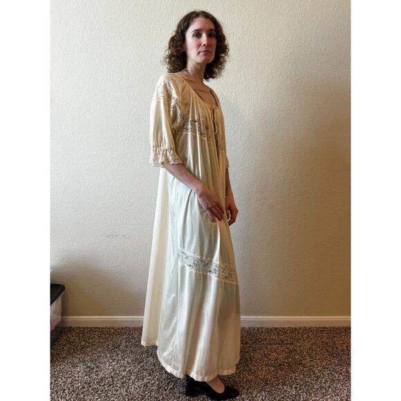 Vintage Cream/tan Maxi Robe Peignoir Dressing Gown Nylon/Lace 44" Bust Plus Size - Picture 5 of 14